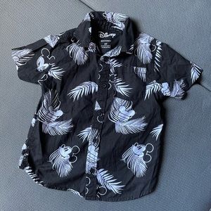 Disney, boy’s button-down shirt, short-sleeve, Size 4t